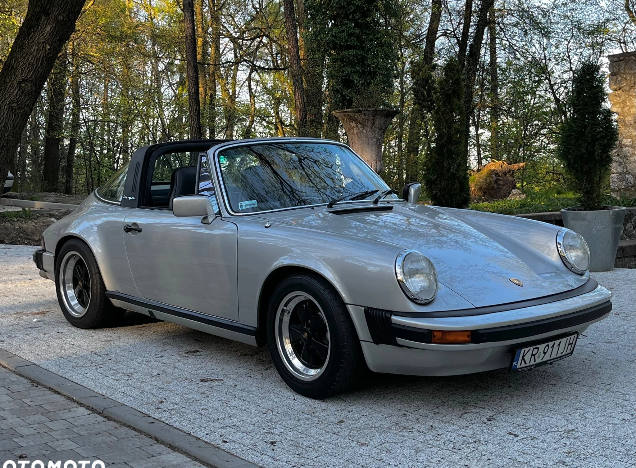 Porsche 911 cena 370000 przebieg: 72000, rok produkcji 1978 z Kraków małe 631